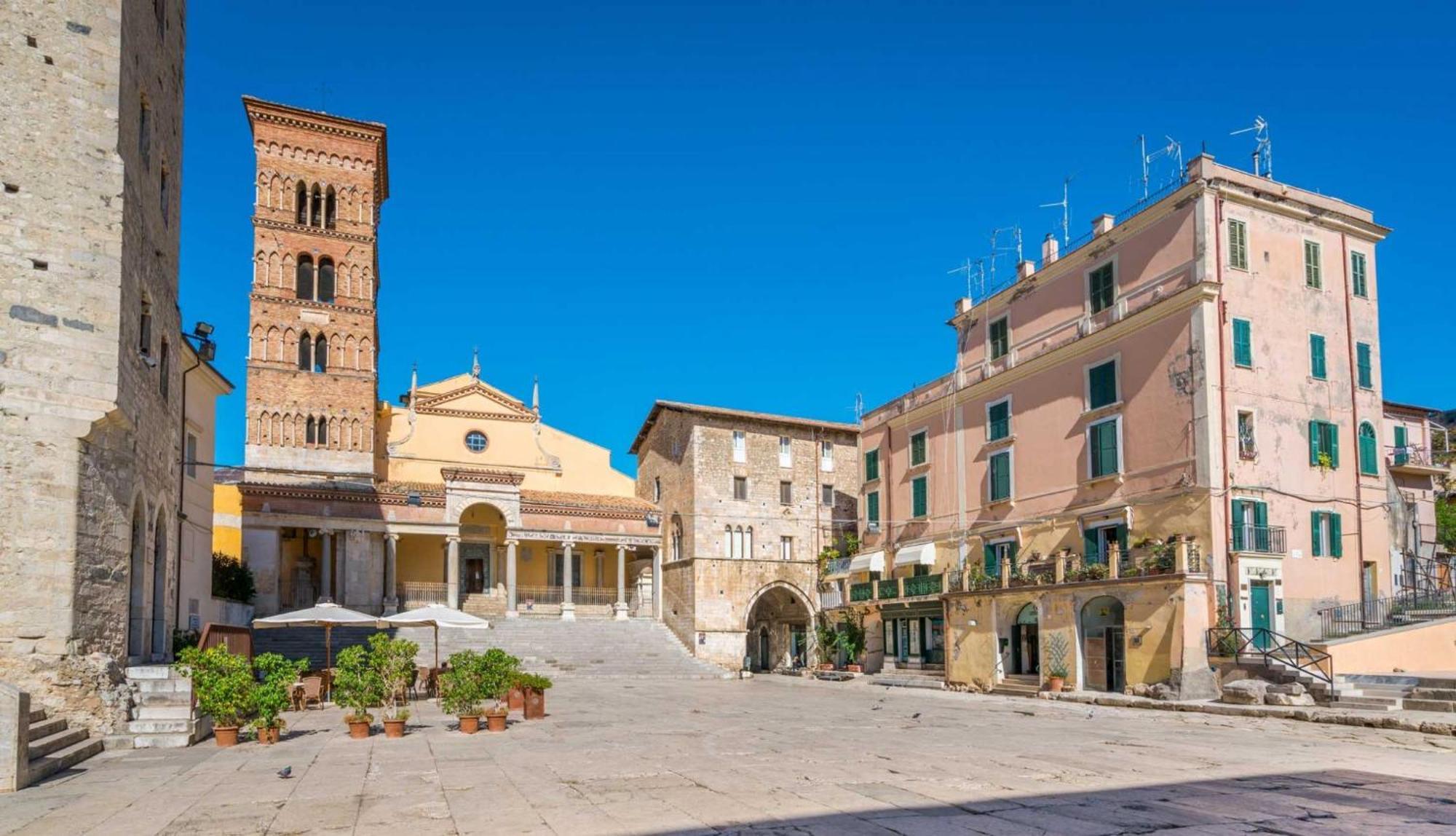 Ferienwohnung Casa Vitelli - Centro Storico A Due Passi Da Tutto Terracina Exterior foto
